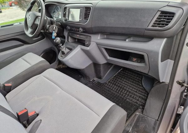Opel Vivaro cena 53821 przebieg: 151000, rok produkcji 2020 z Myślenice małe 106